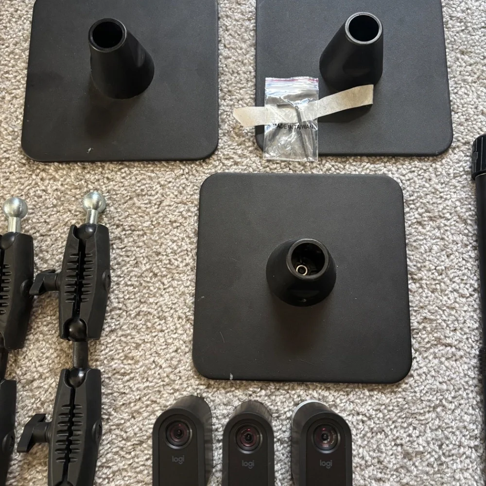 Logitech Mevo Equipment